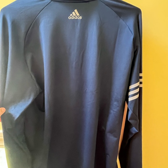 Sweater - Picture 3 of 3